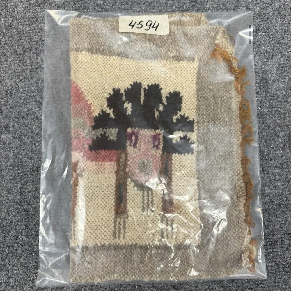 ANTIQUE NATIVE AMERICAN HAND MADE RUG/BLANKET ELEMENT KNEELING MAN FIGURE